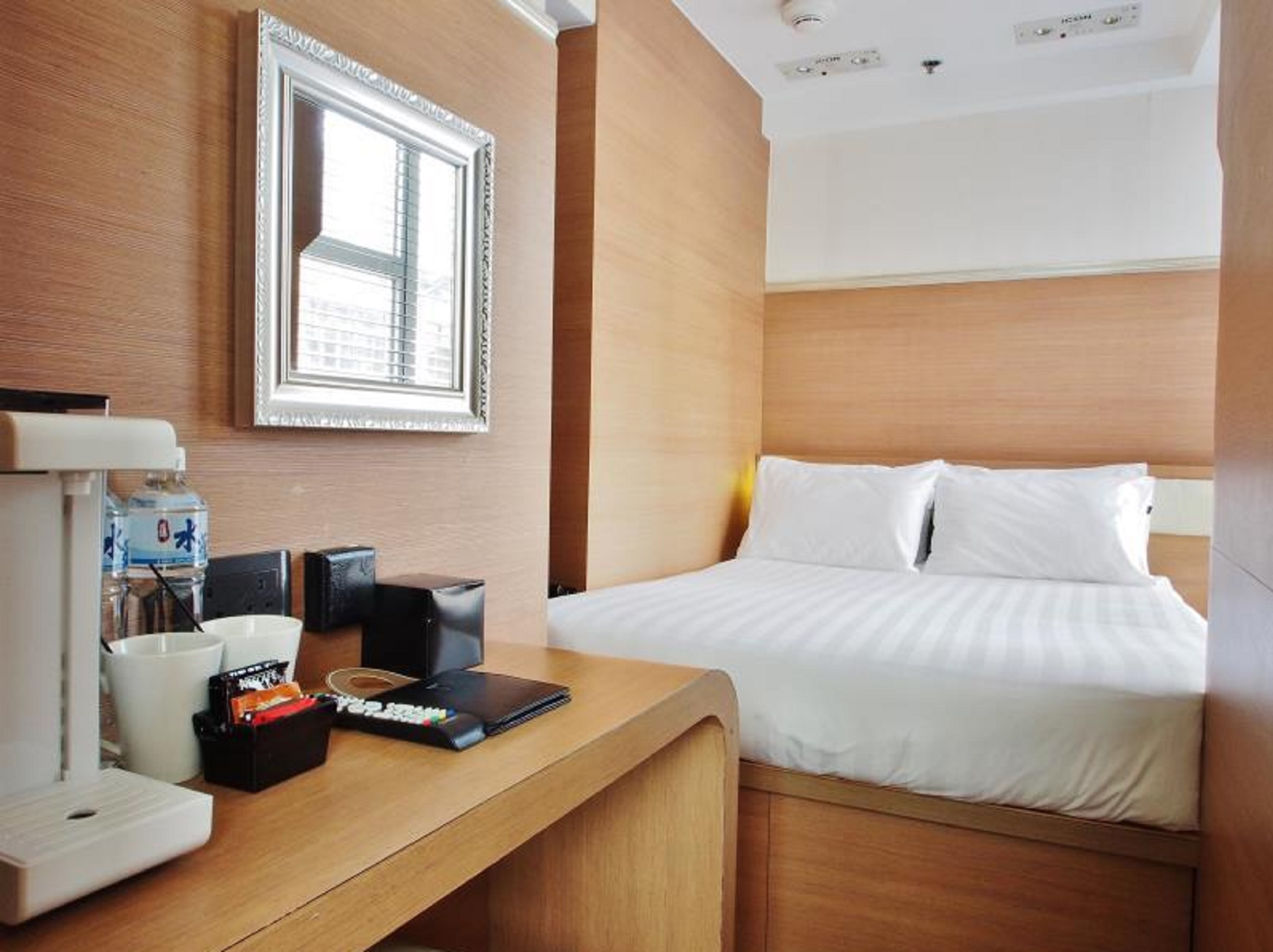 STANDARD, DOUBLE BED
