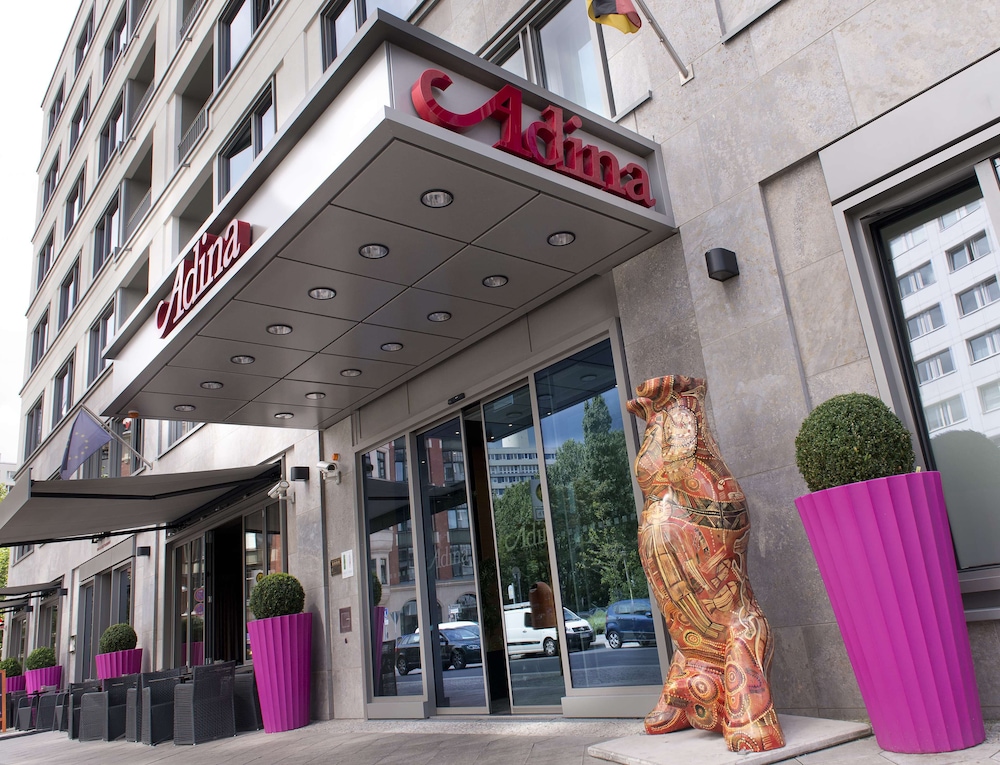 Adina Apartment Hotel Berlin Hackescher Markt in BERLIN