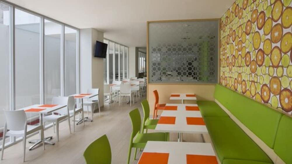 Zest Bogor by Swiss-Belhotel International 25/35