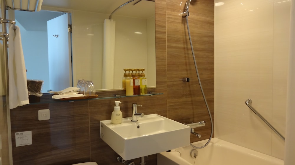 Premium, Queen Bed