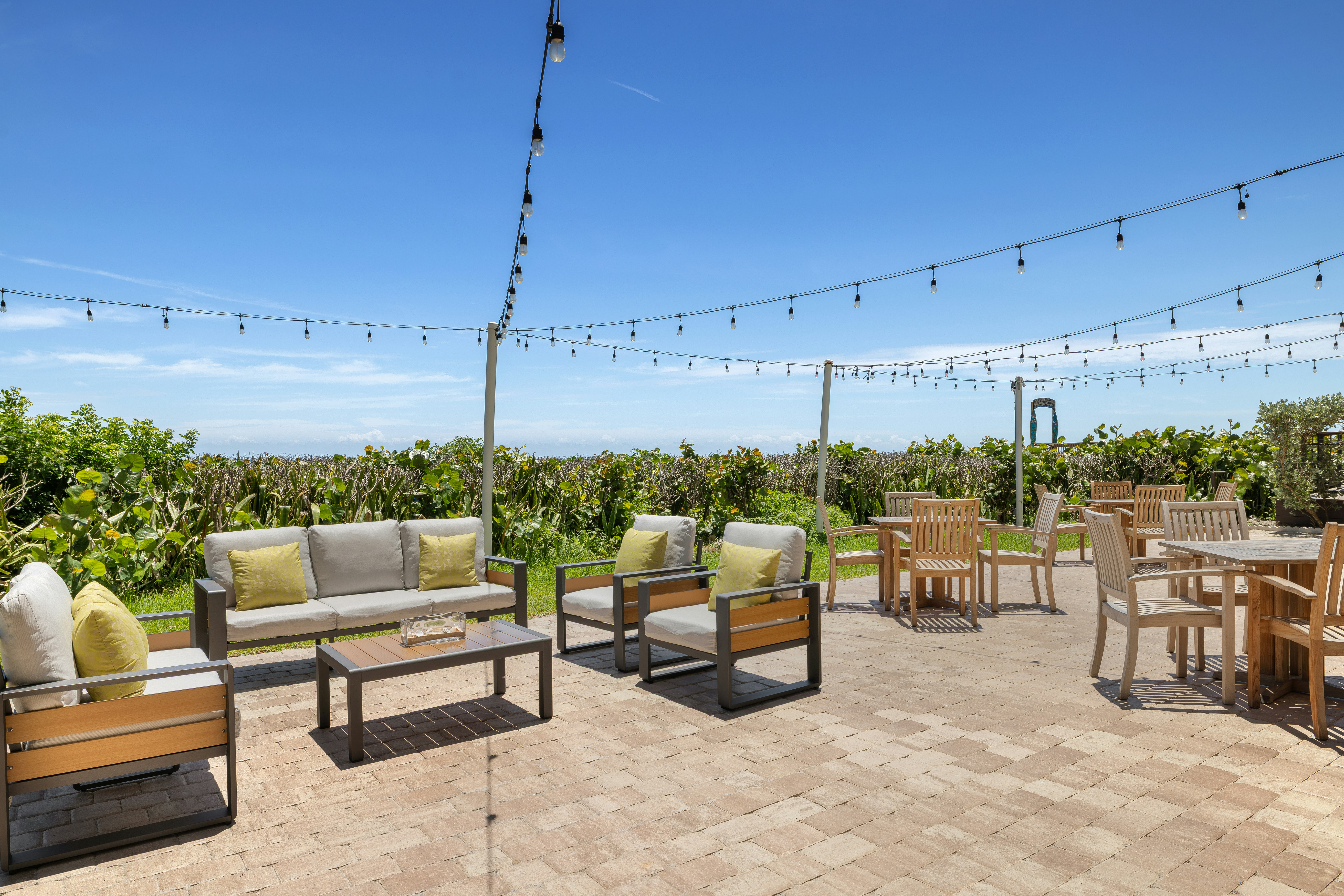 DoubleTree Suites by Hilton Hotel Melbourne Beach Oceanfront 34/69