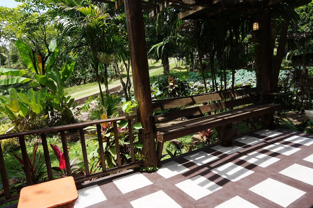 DE BUA VALLEY RESORT 47/49