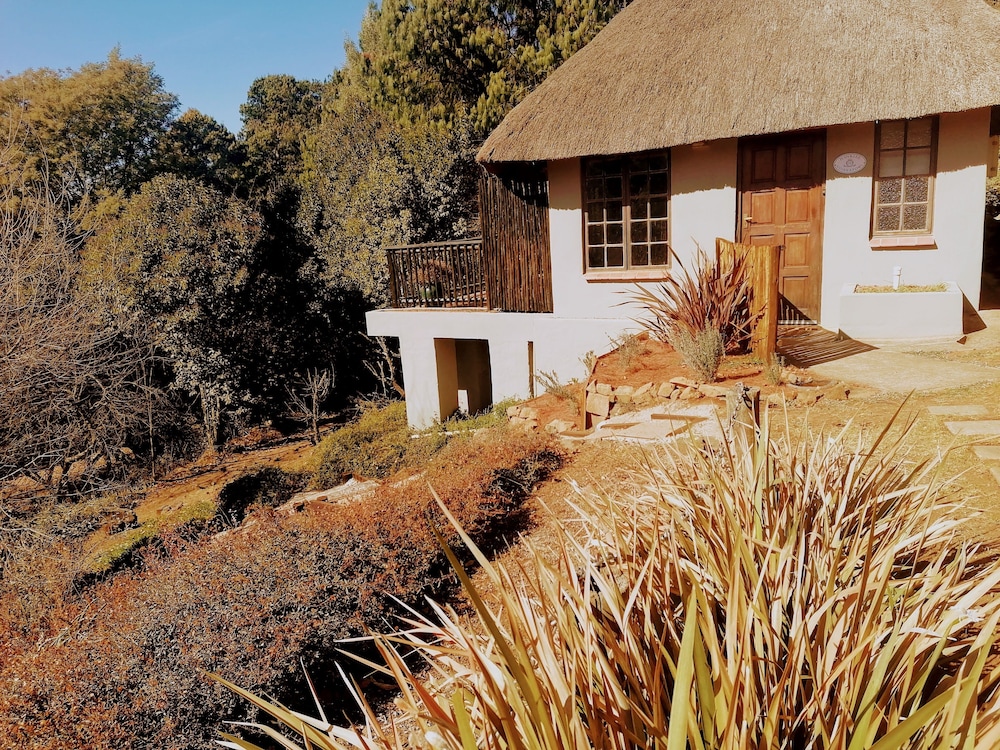 Hawklee Country House 40/50