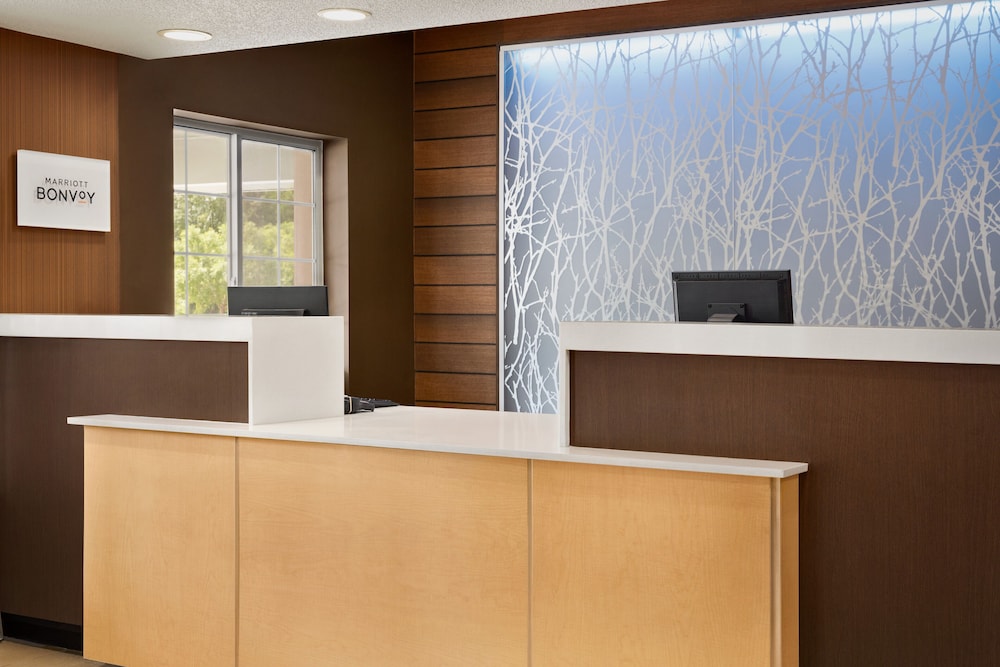 Lobby at FAIRFIELD INN SUITES HOUSTON THE WOODLANDS, THE WOODLANDS - TX