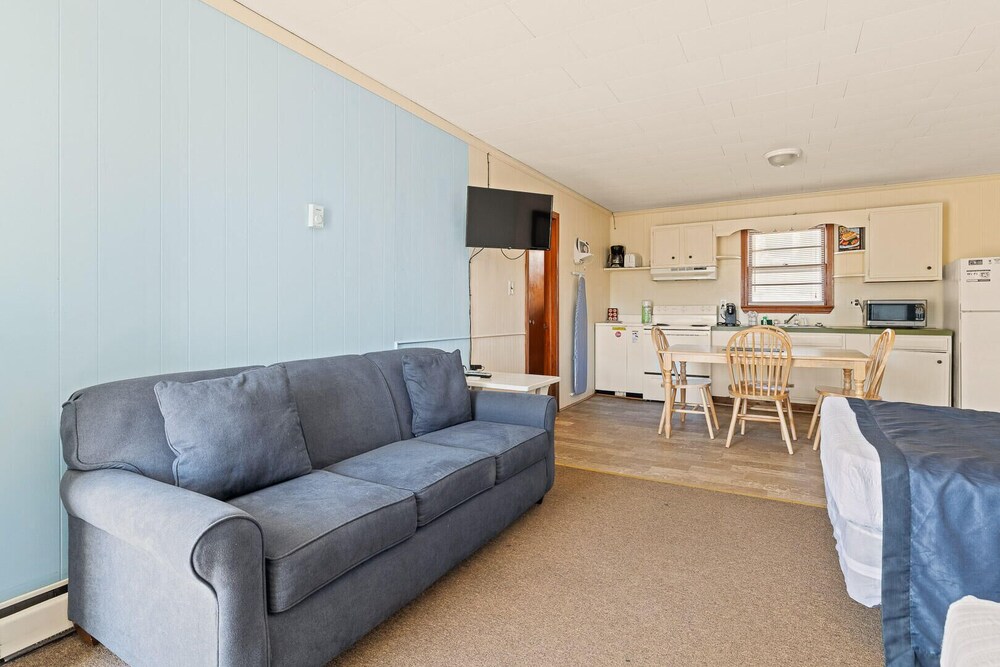 Oceanside Court By Kees Vacations 45/65