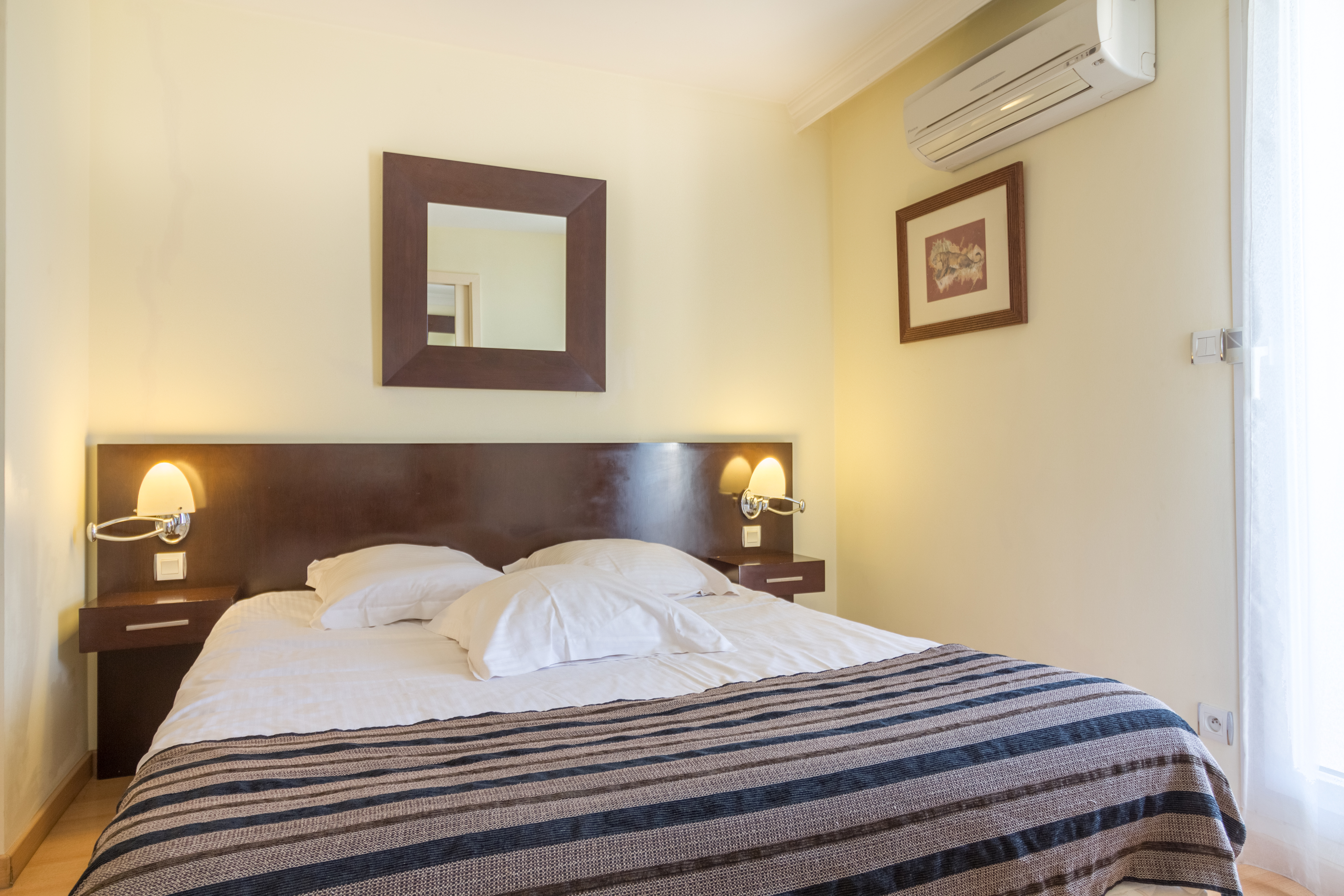 Room at Excellior Grand Geneve, VEIGY FONCENEIX