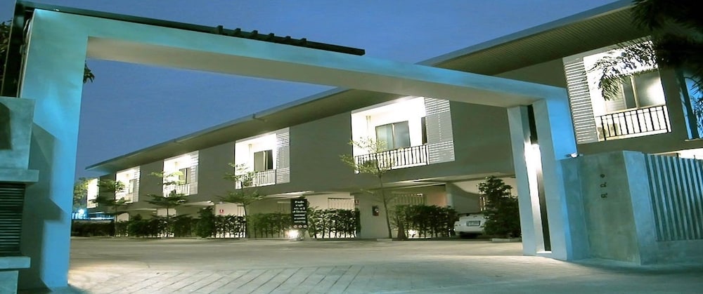 189 RESORT BANGKOK 2/17