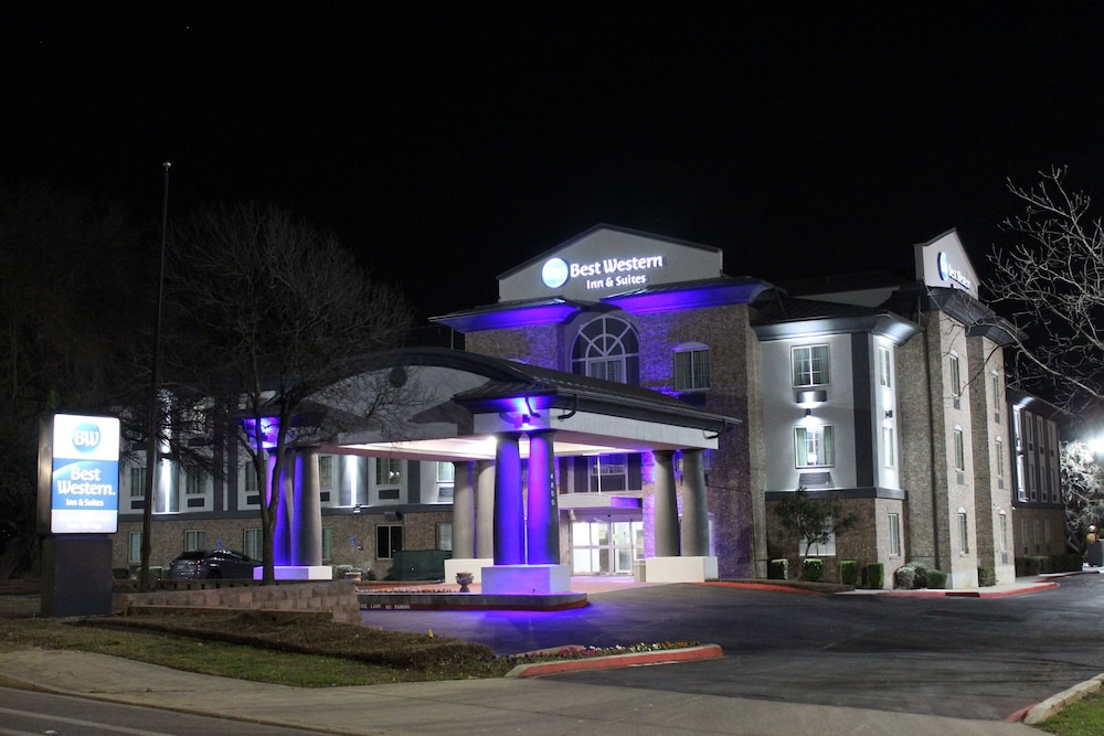 Best Western Medical Center North Inn and Suites Near Six Flags 1/37