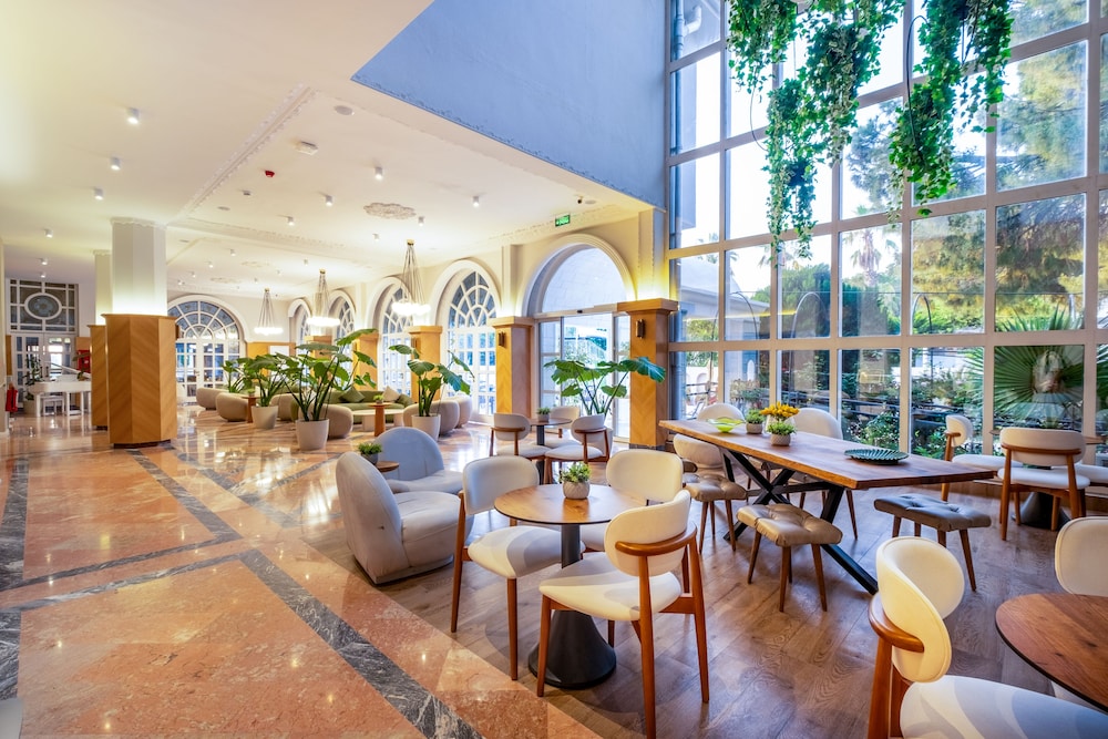 Rose Garden Premium Hotel 32/49