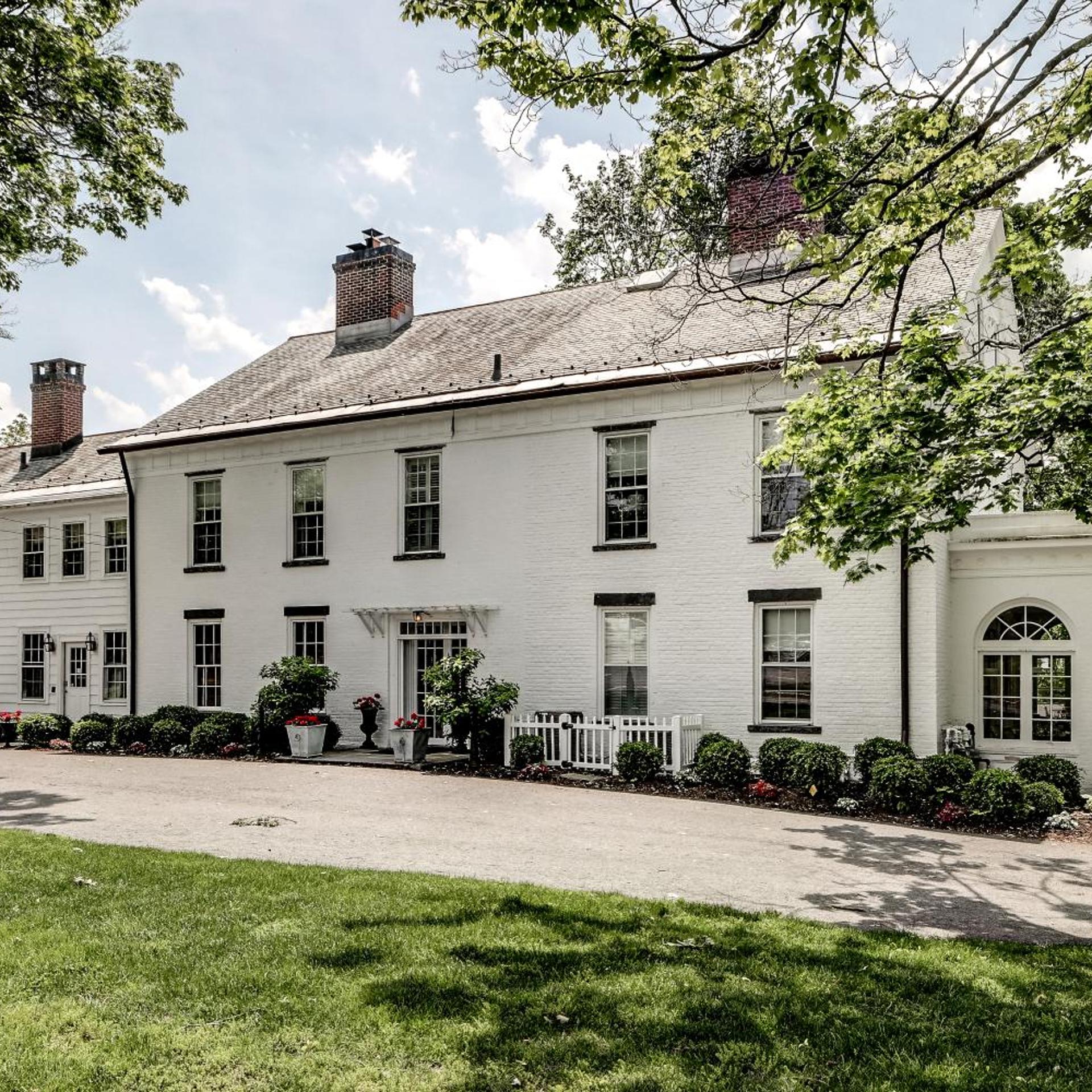 Stagecoach Inn 44/50