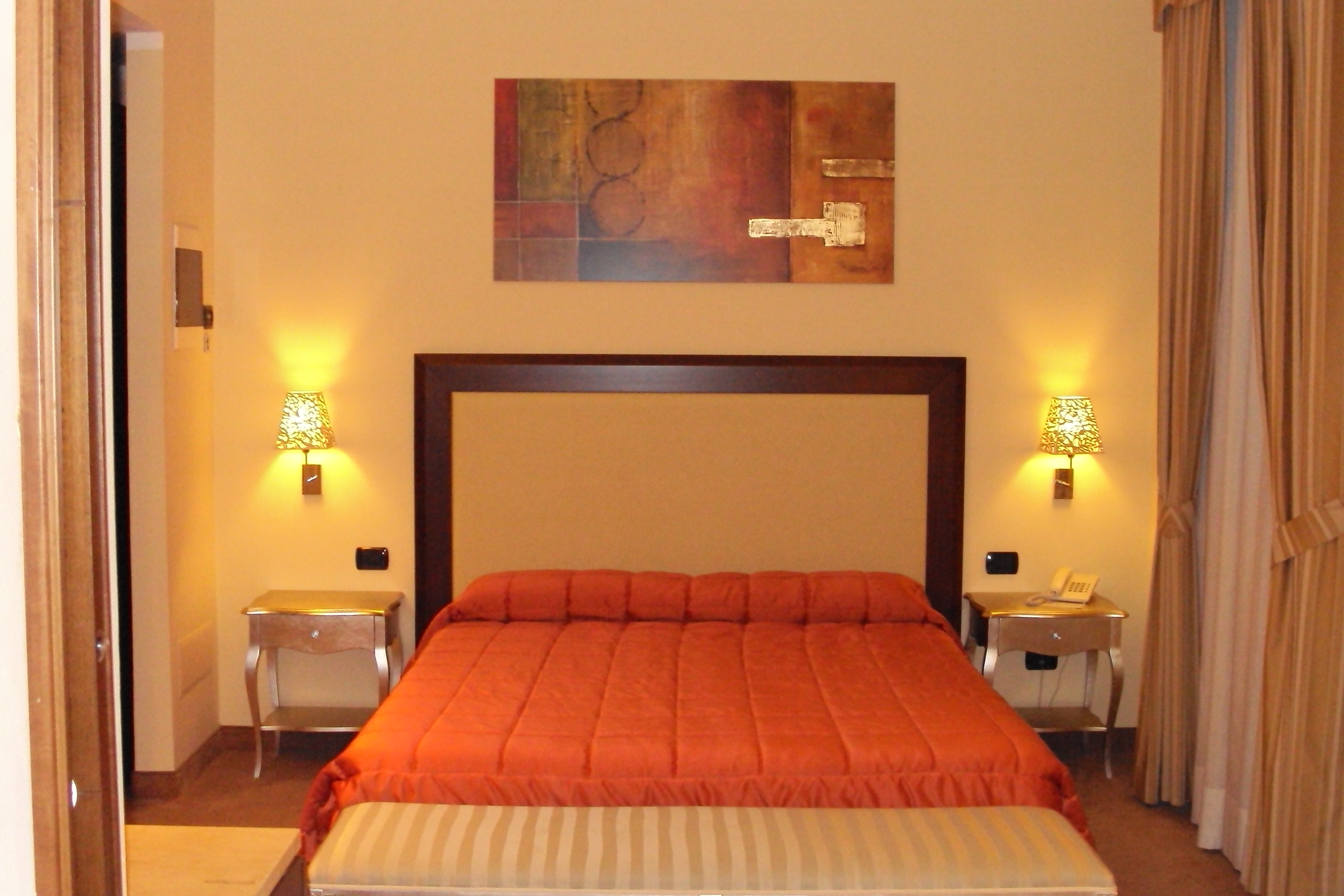 Room, Single, Double Bed