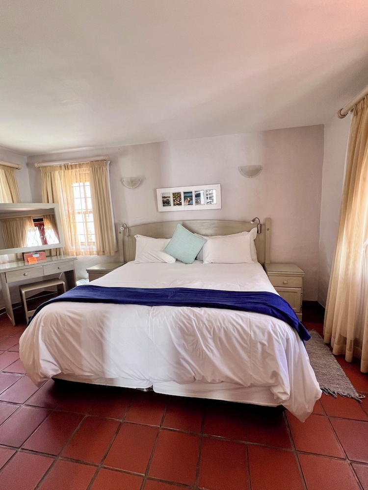Baywatch Villa Guest House And Self Catering Accommodation 3/50