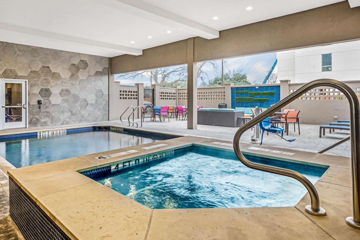 La Quinta Inn And Suites By Wyndham Waco Downtown Baylor 23/42
