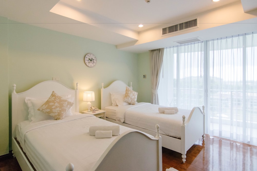 Searidge Hua Hin Resort 24/50