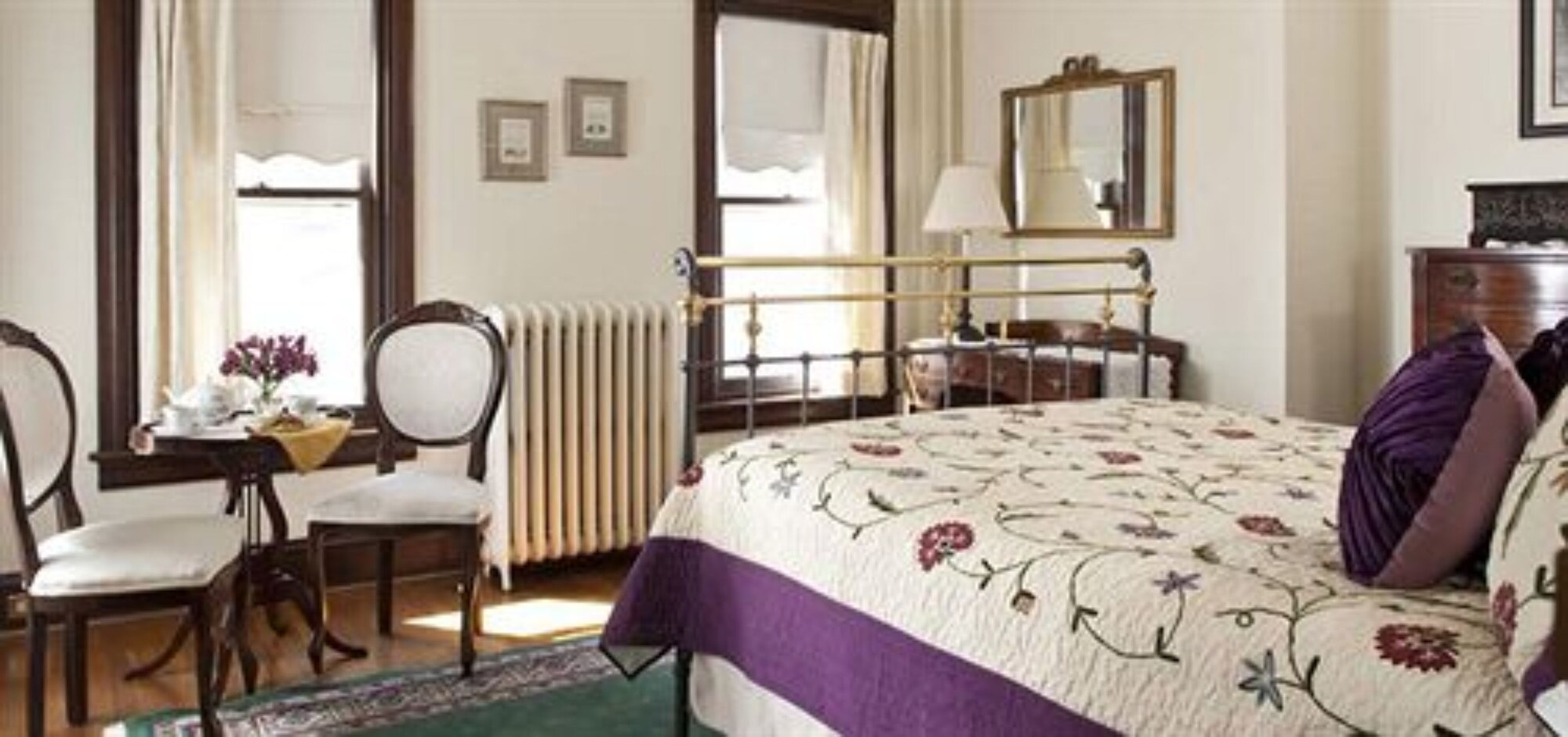 Suite, 1 Queen and 1 Single Bed, Trundle Bed