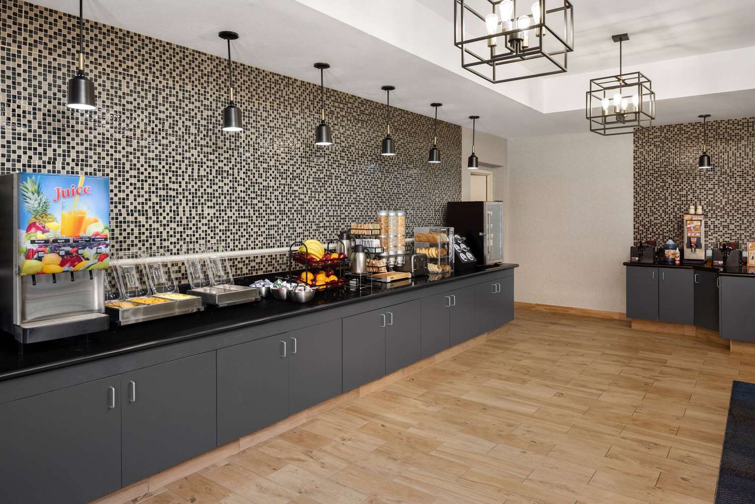 restaurant cafeteria