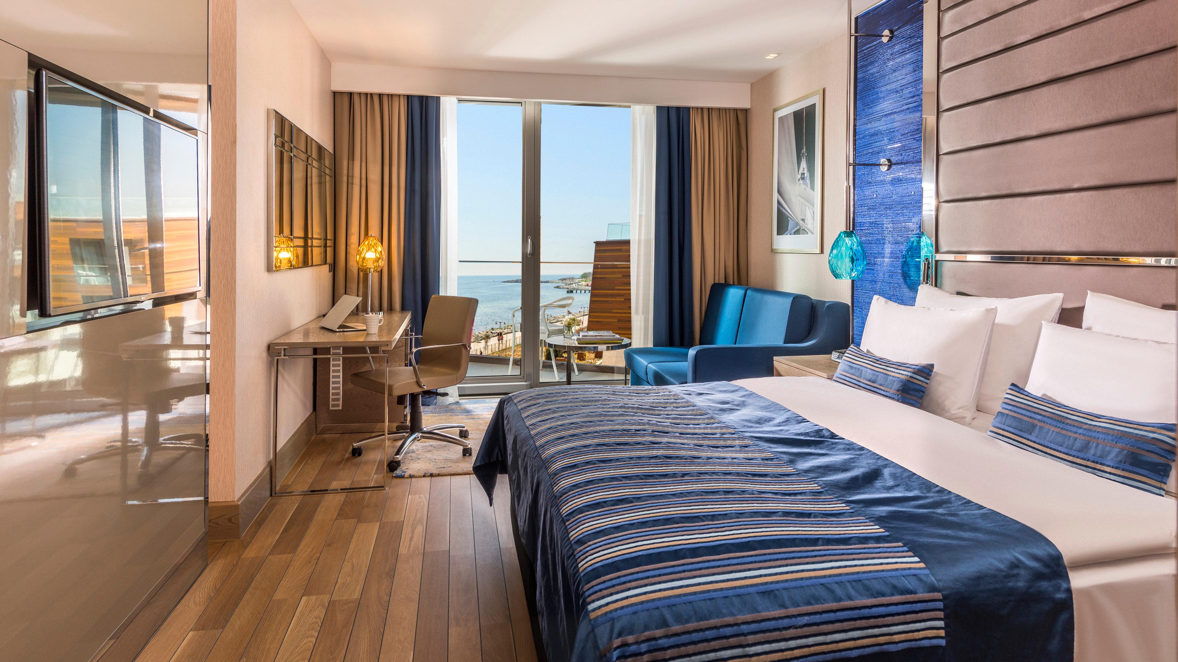 Premium, King Bed, Side Sea View, Sofa