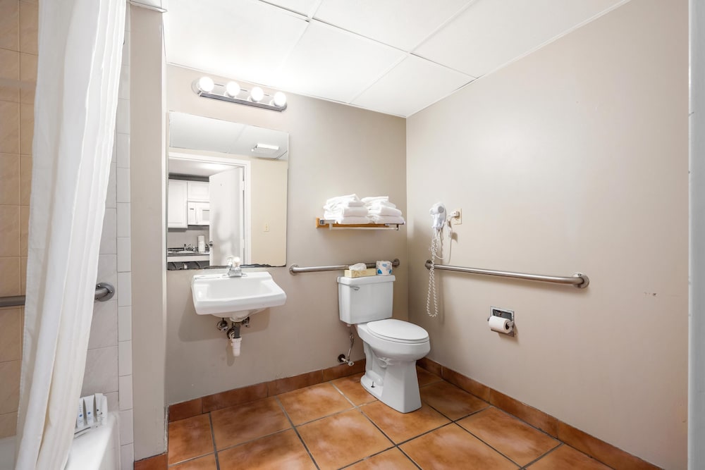 Tidelands Caribbean Hotel and Suites 61/62