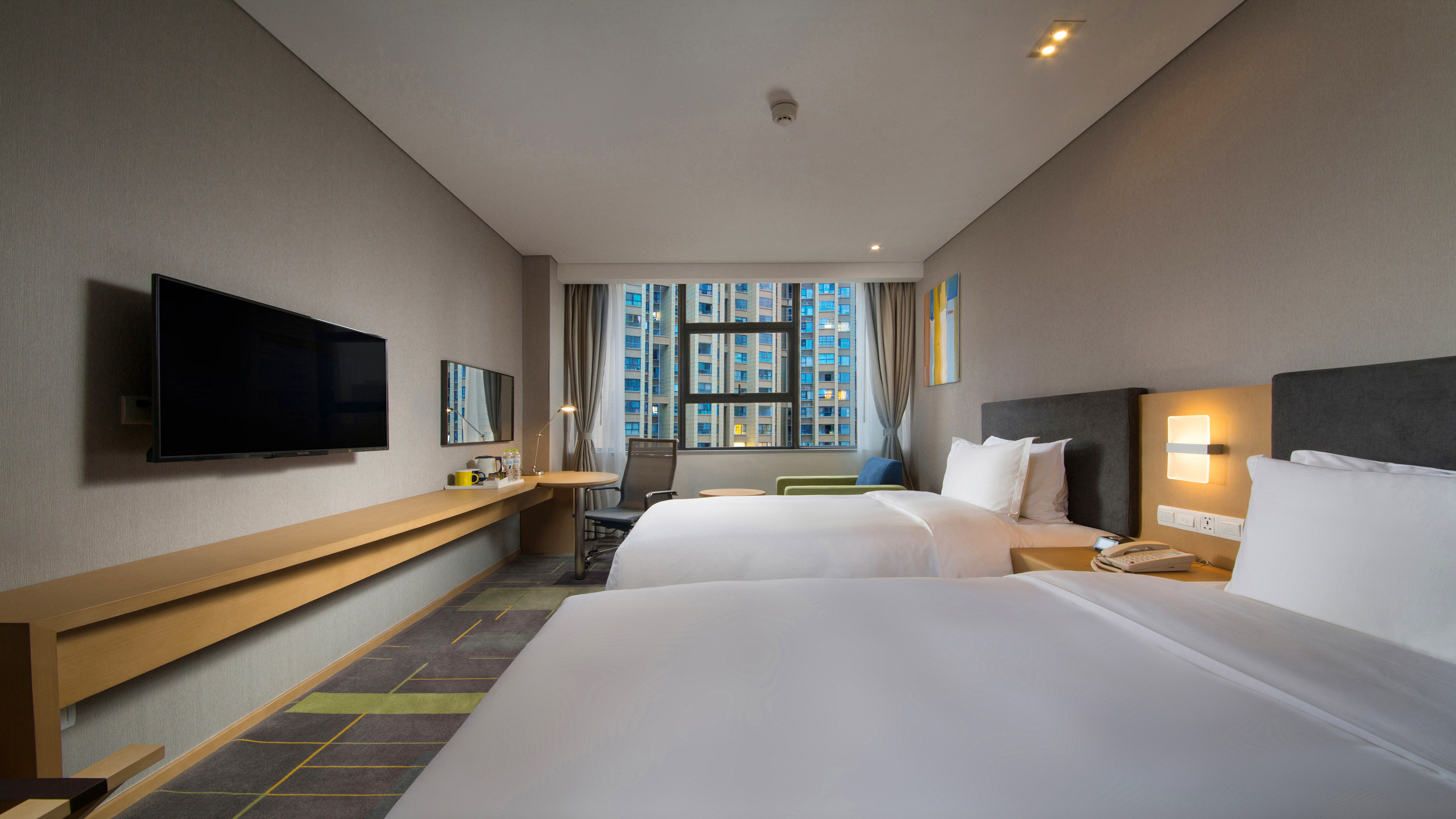Holiday Inn Express Chengdu Airport Zone 33/75