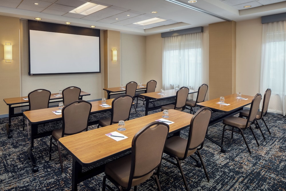 Hyatt Place Chicago Midway Airport 60/66