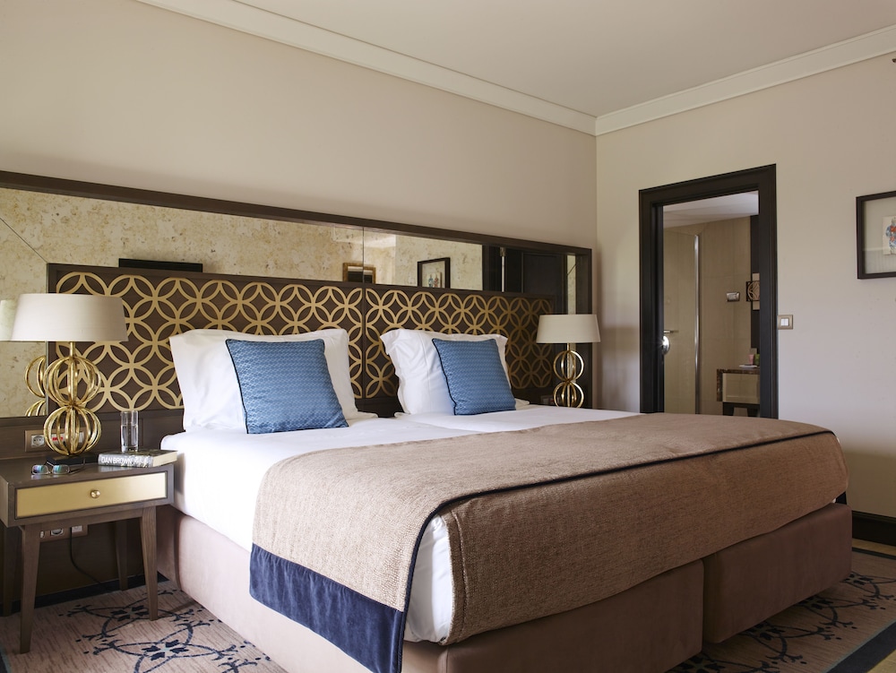 Dona Filipa Hotel 26/77