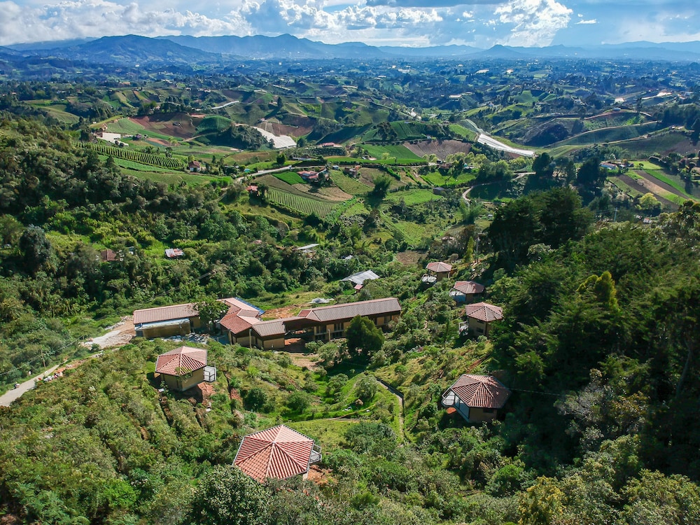 Cannua Lodge 42/50