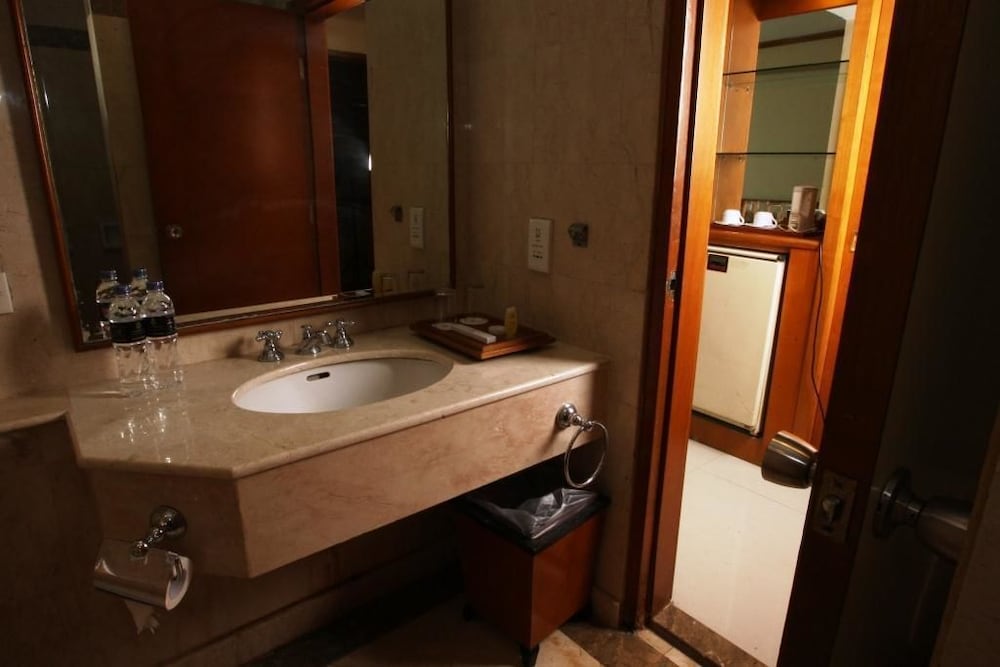 Makassar Golden Hotel 45/46
