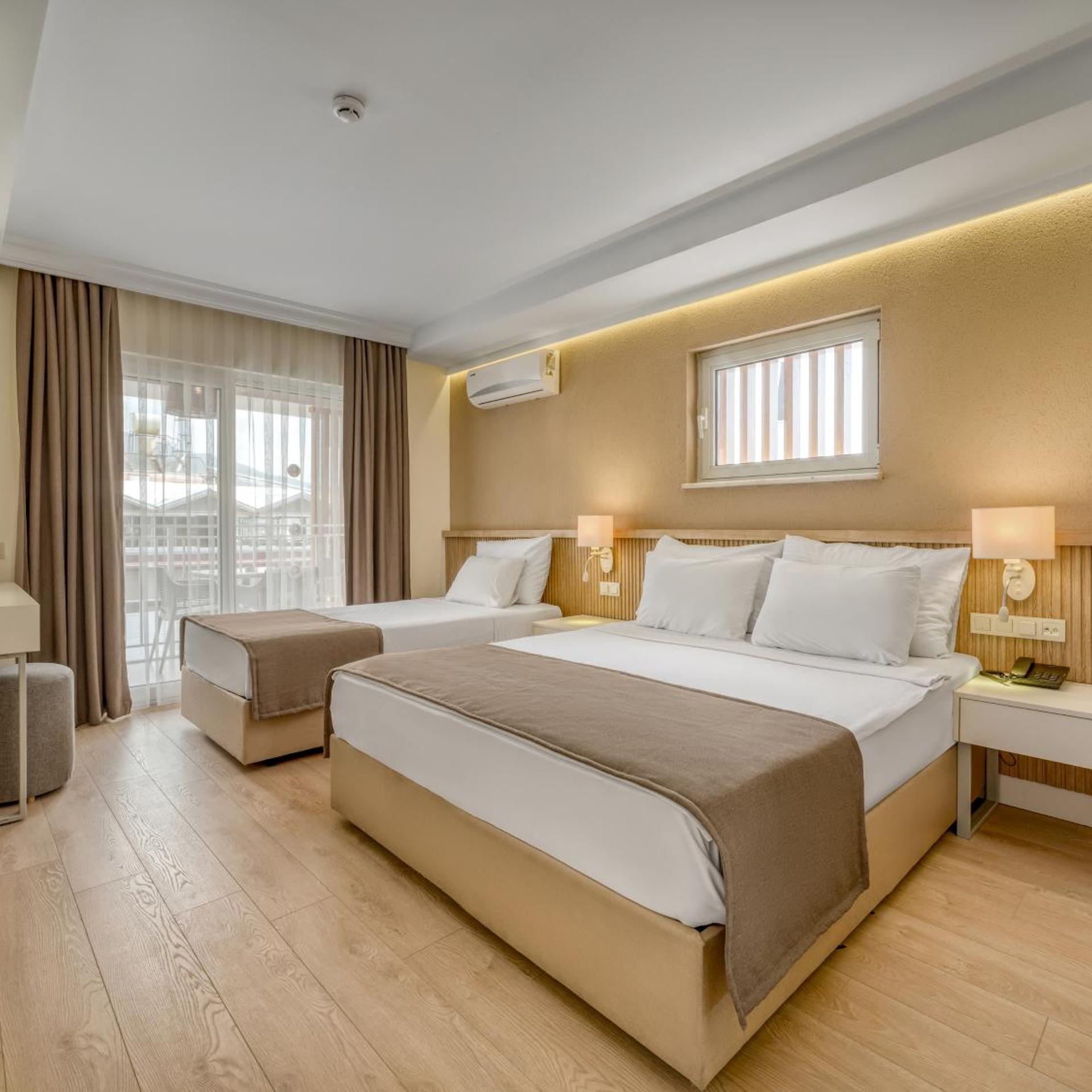 Standard, Twin Beds