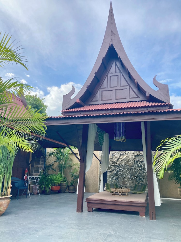 Ban Kaew Villas 6/50