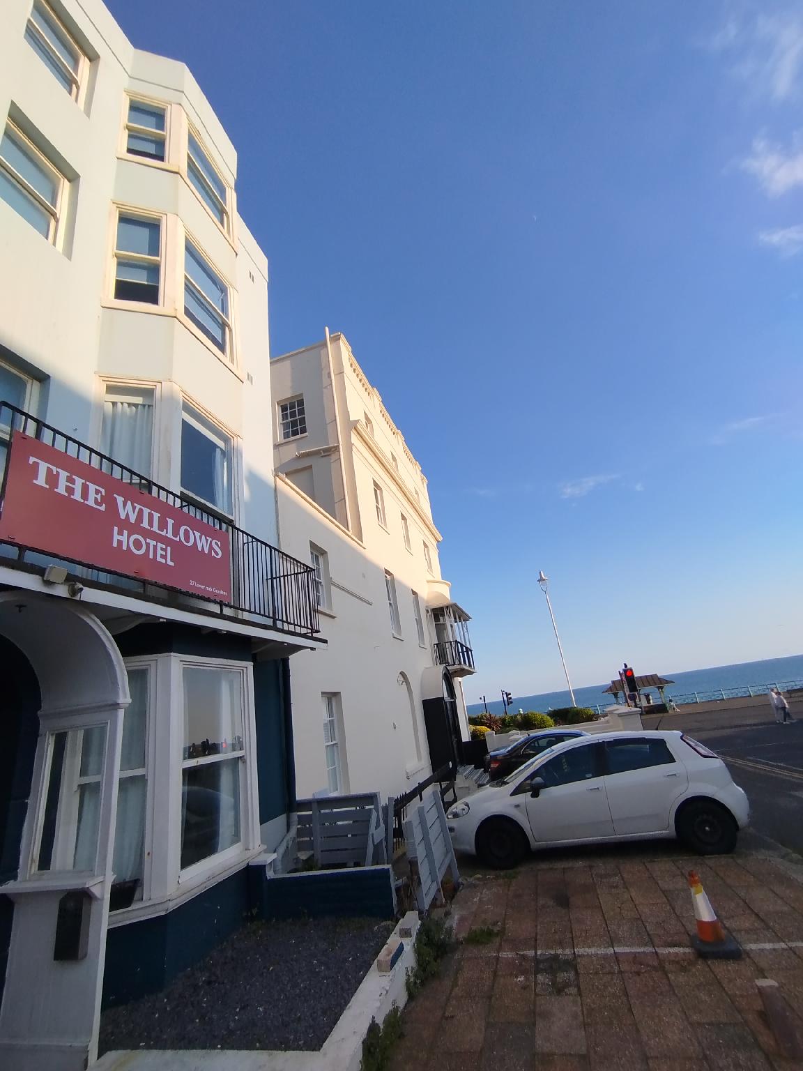 The Willows Hotel 18/23