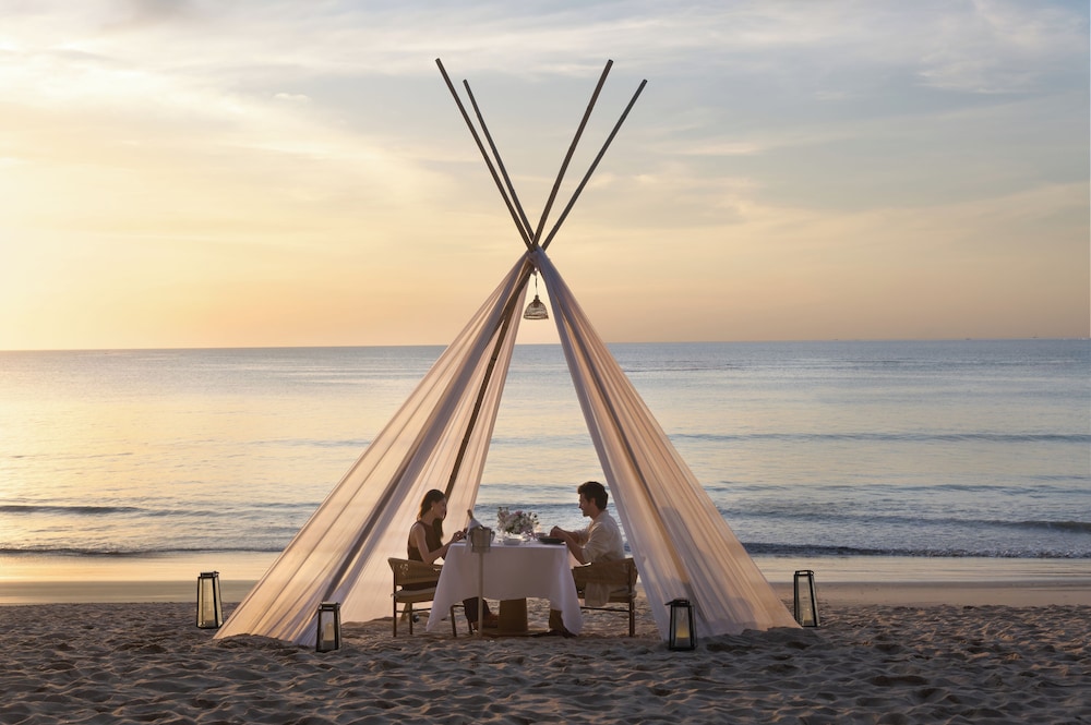 Dusit Thani Laguna Phuket 48/50