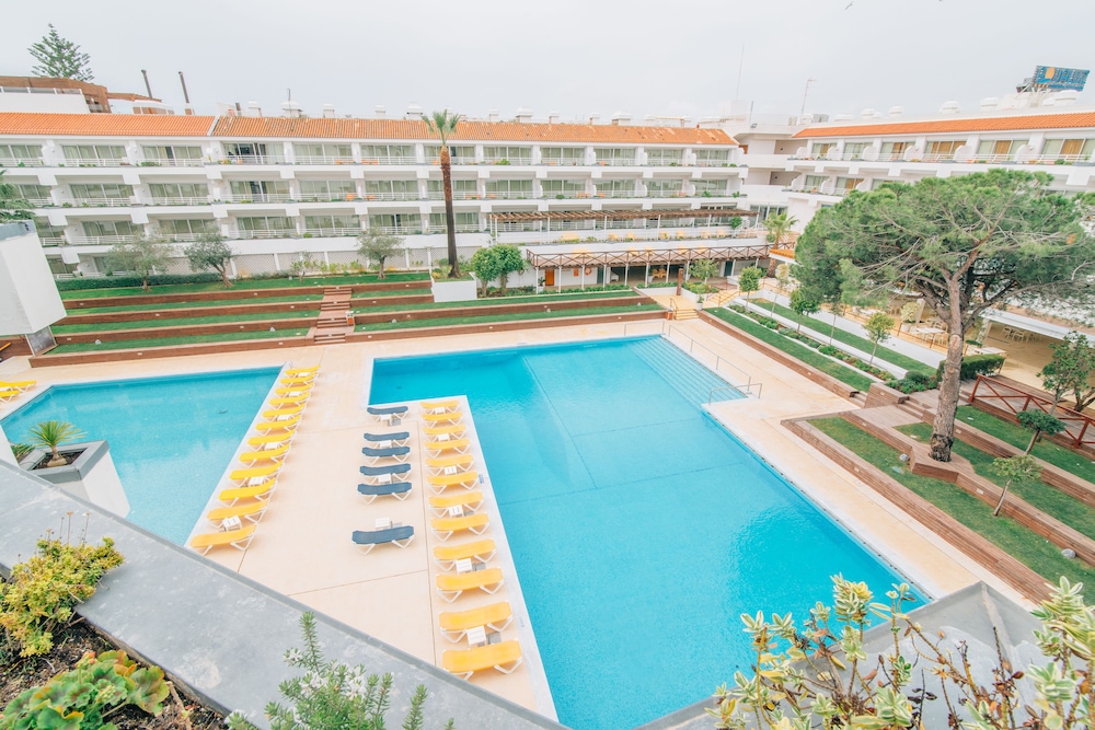 Aqualuz Lagos By the Editory 7/50