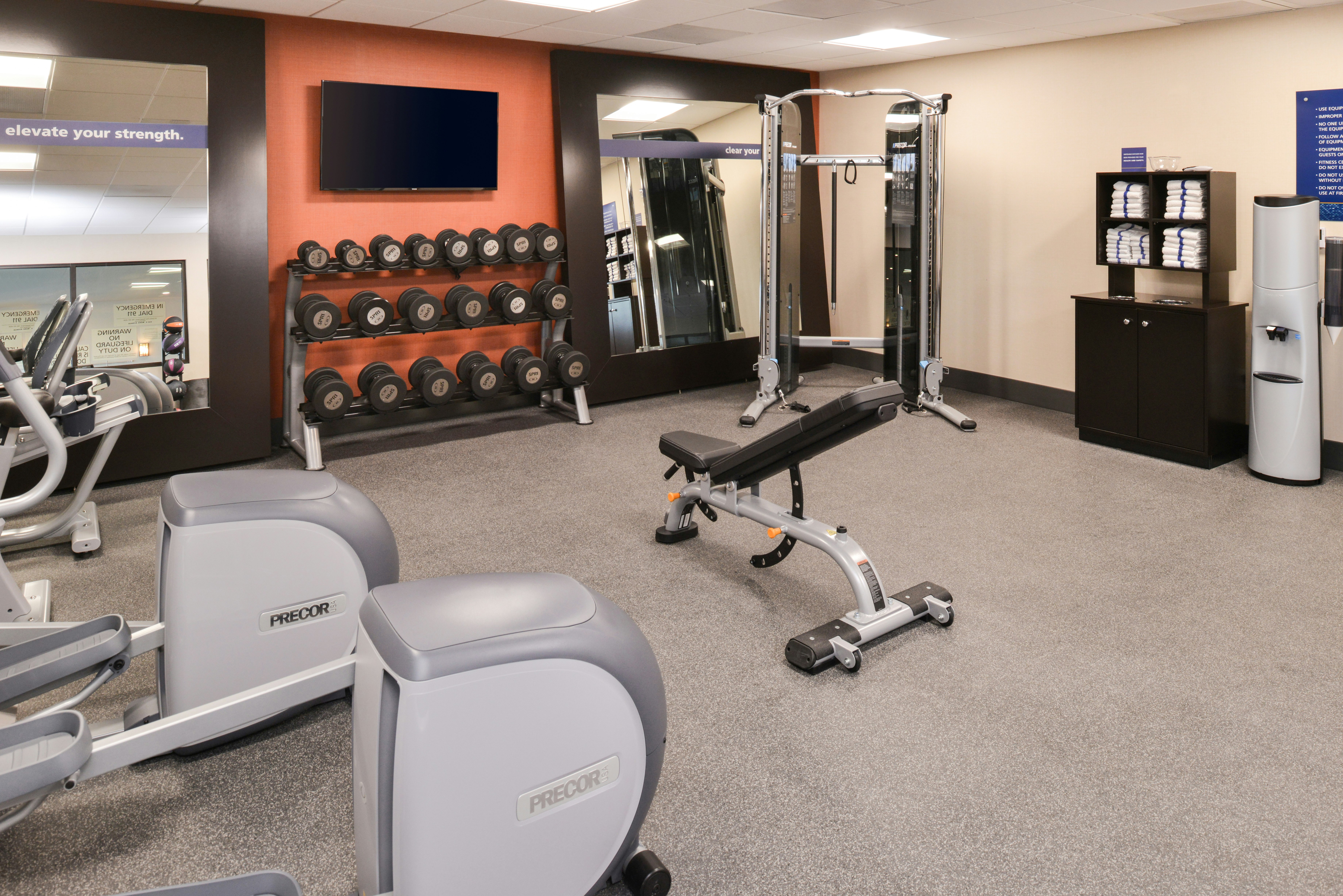 Hampton Inn El Centro 33/58