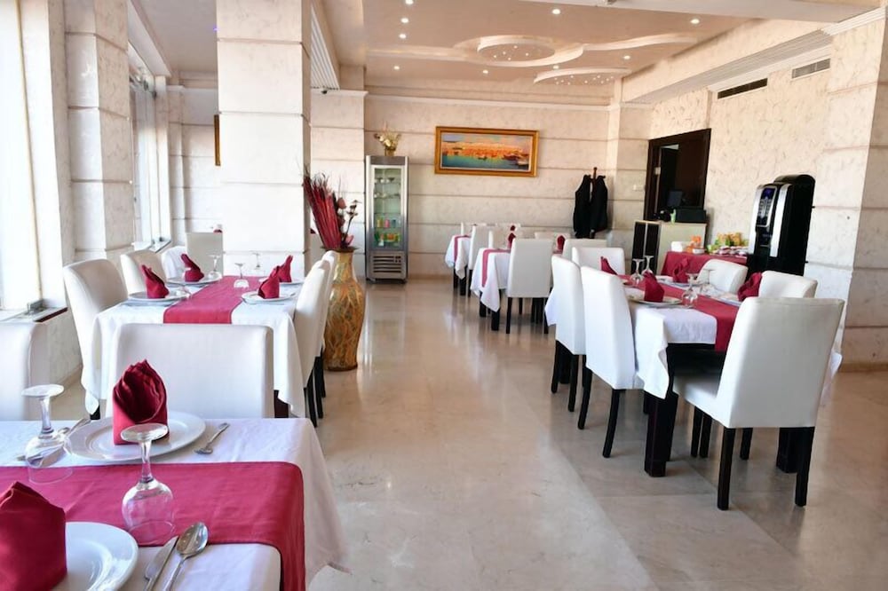 Hotel Ikram El Dhayf 44/55