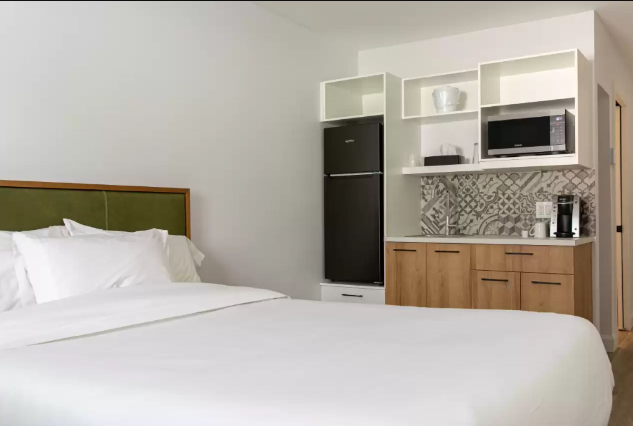 Suite, Queen Bed