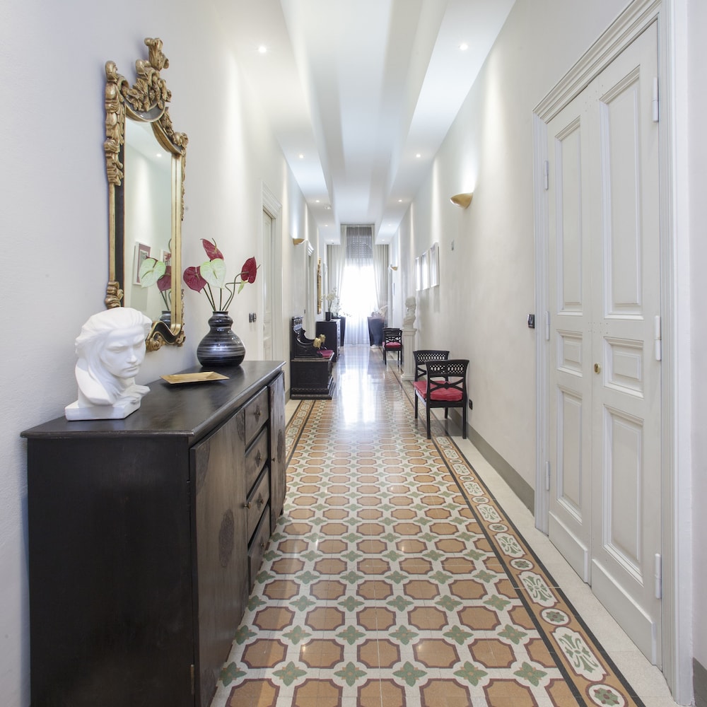 Palazzo Lombardo 3/44