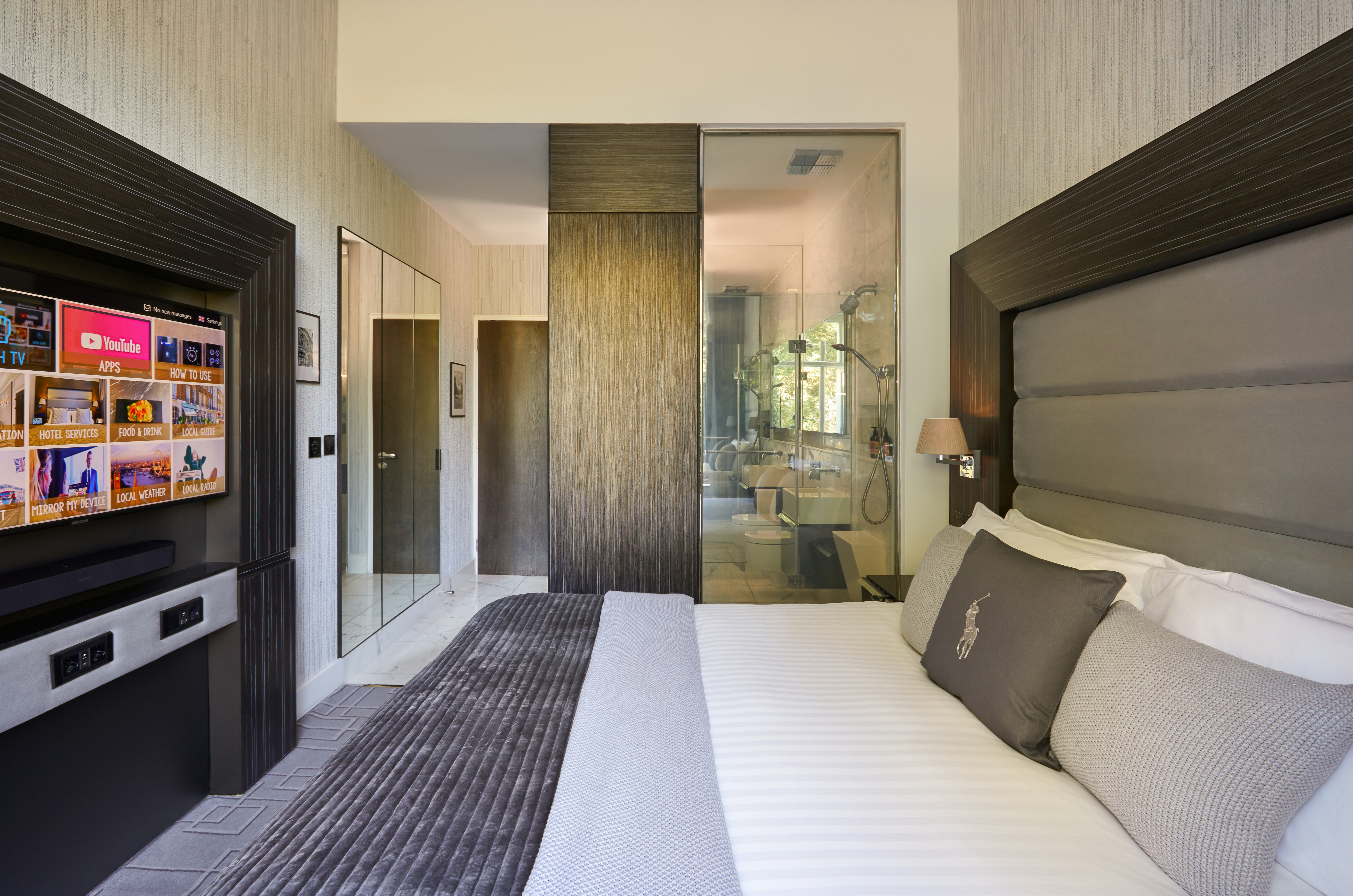Eccleston Square Hotel 5/23