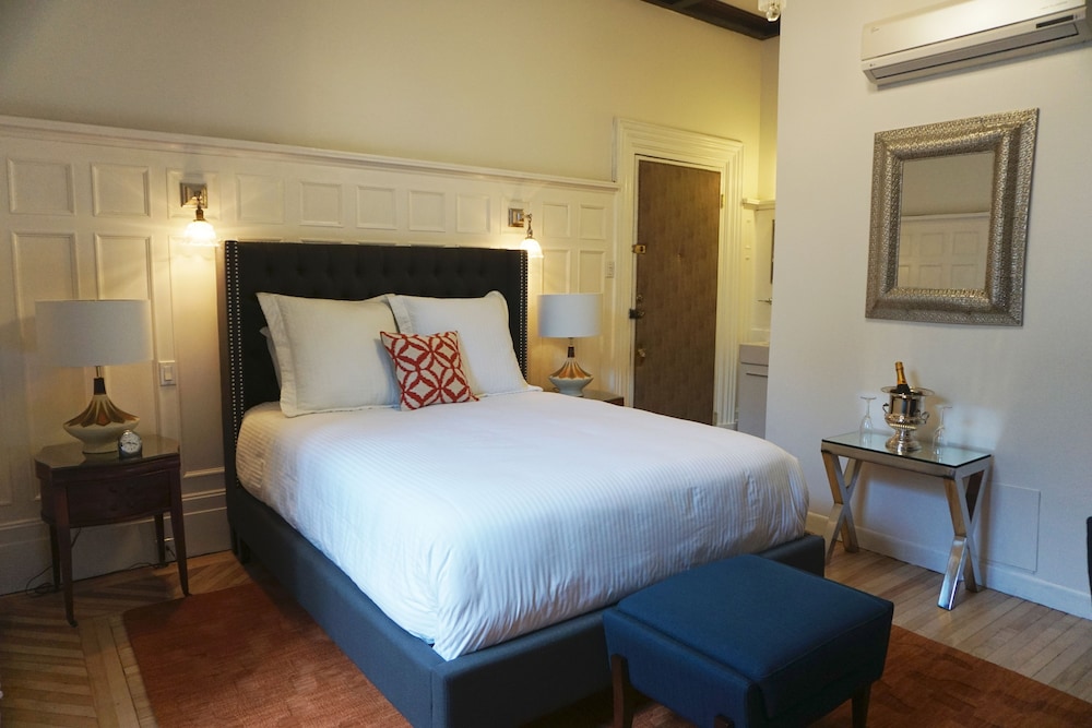 Hotel Marie-Rollet 13/50