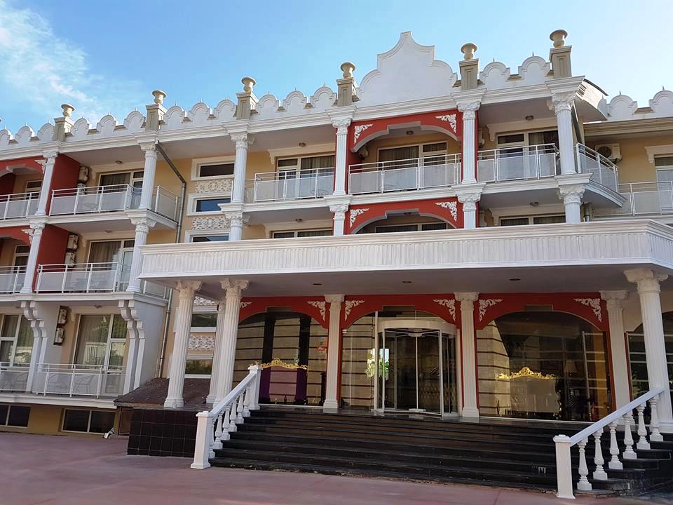 Hotel Elit Palace and Spa 3/40