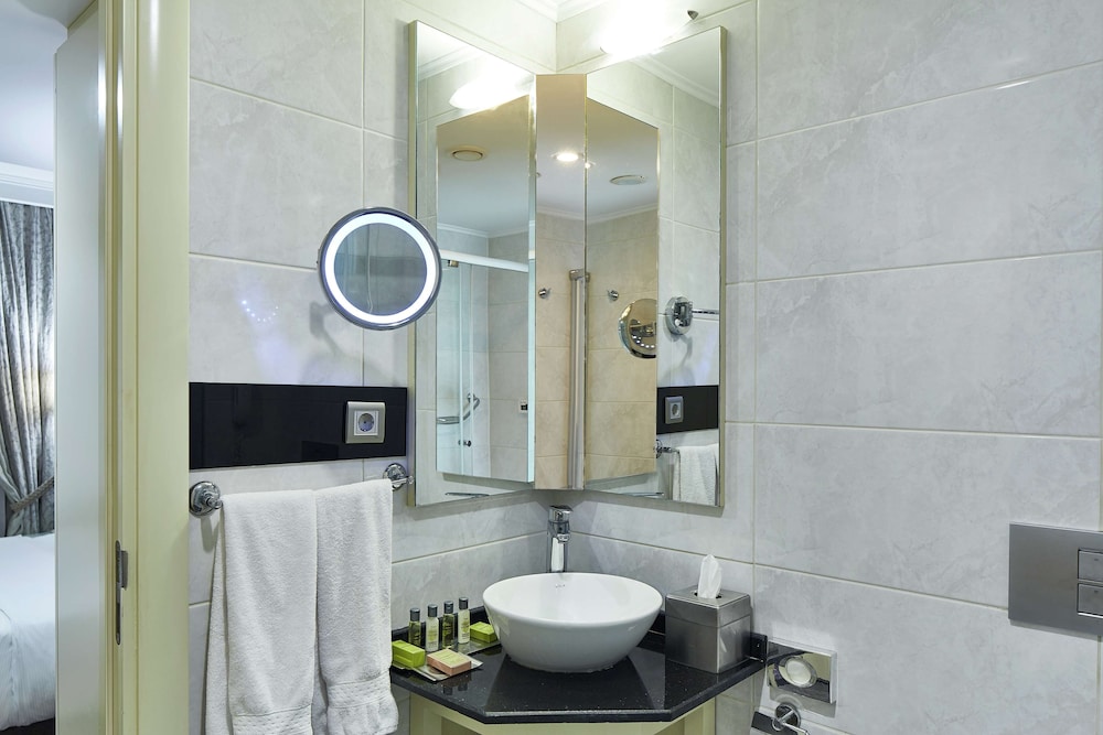 希尔顿逸林酒店IZMIR ALSANCAK(DOUBLETREE BY HILTON HOTEL IZMIR - ALSANCAK) 图片3