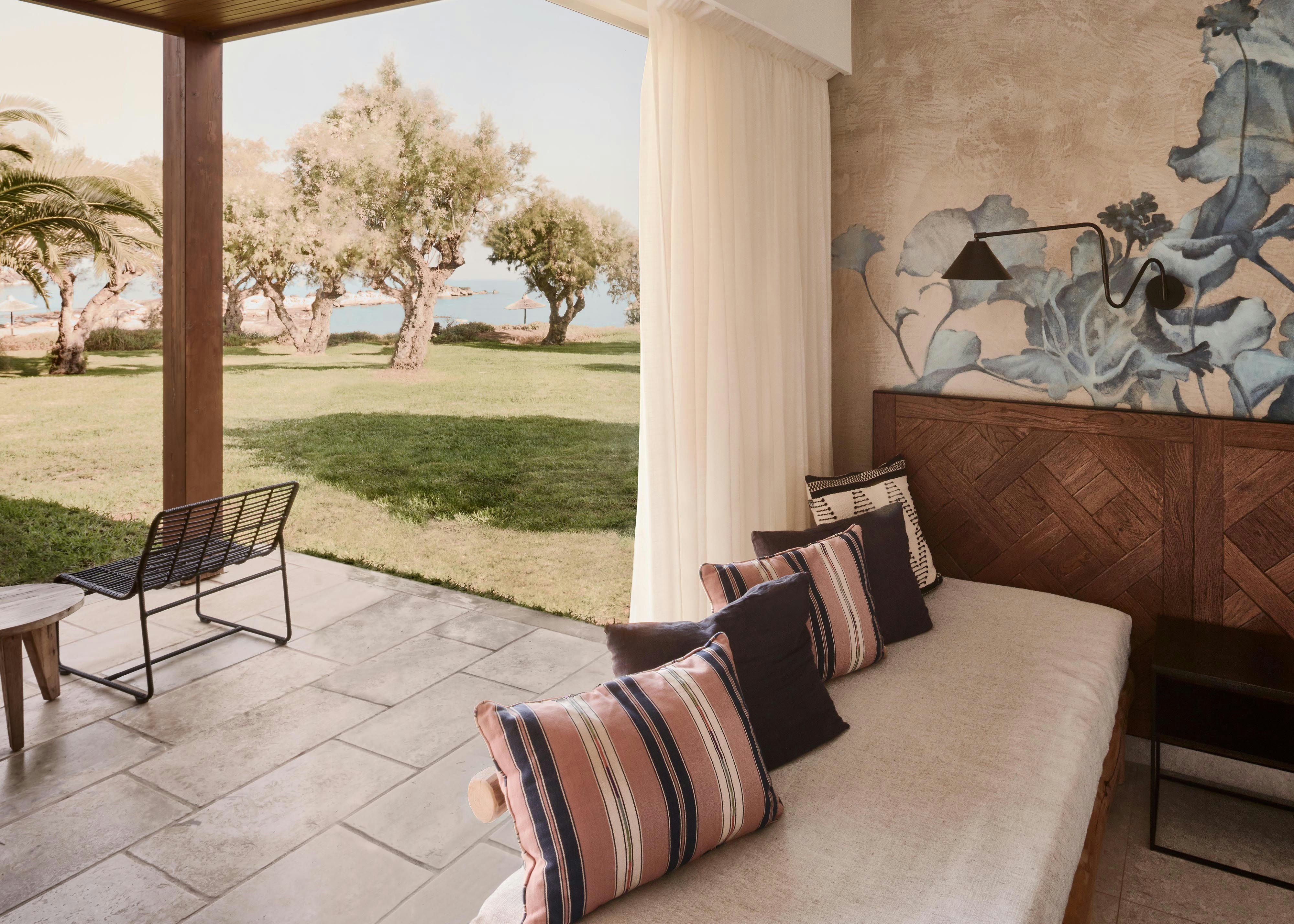 Phaea Cretan Malia 34/66