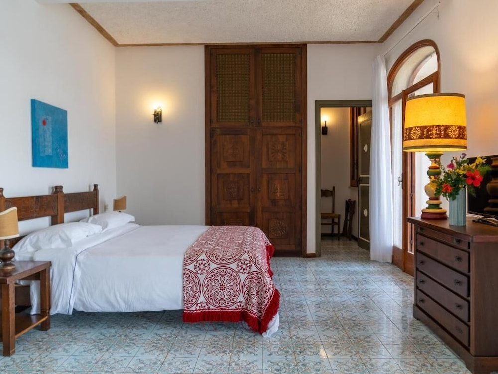 Hotel Carasco 26/71