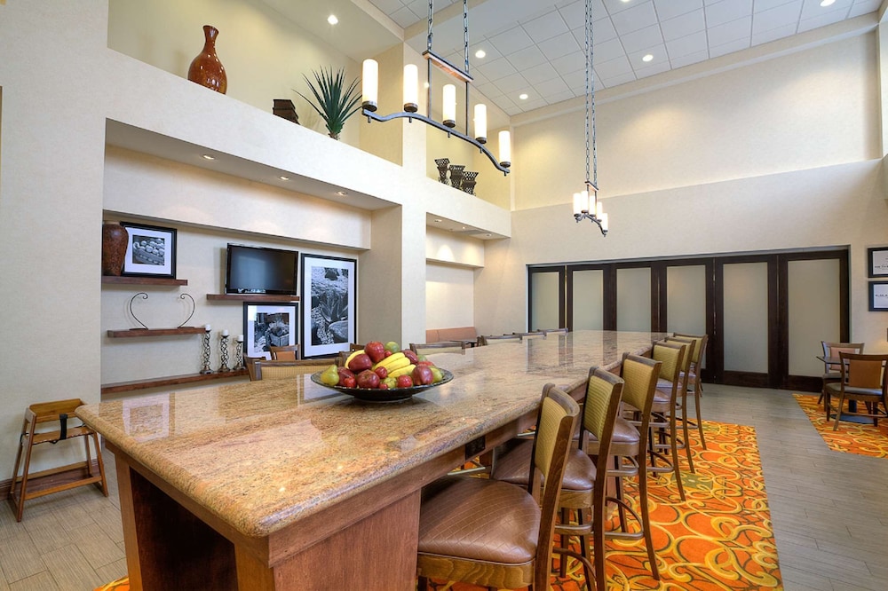 Hampton Inn Suites Mcallen 47/52