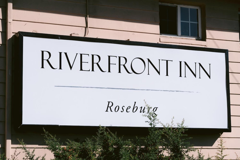 Riverfront Inn Roseburg 4/72