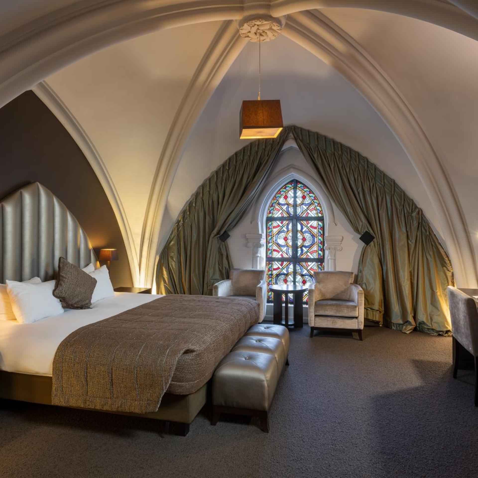 Deluxe, Double Bed, Church Area