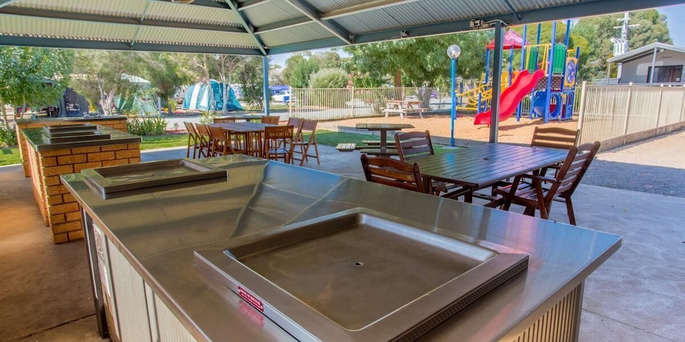 Big4 Shepparton Park Lane Holiday Park 25/41