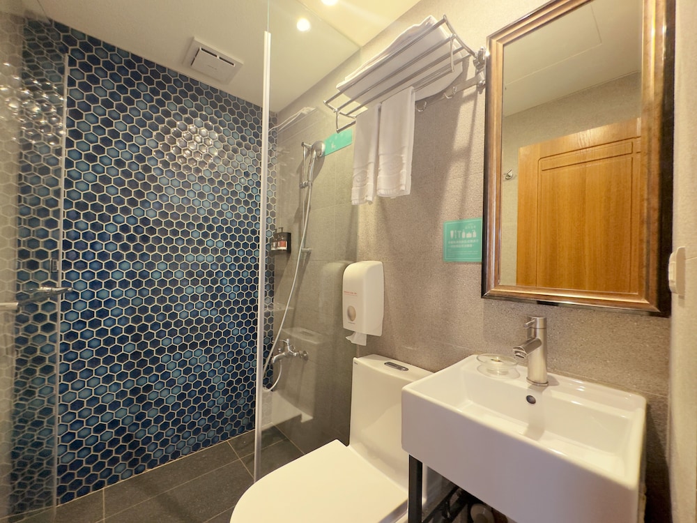 Nan Fun House Hotel 49/50
