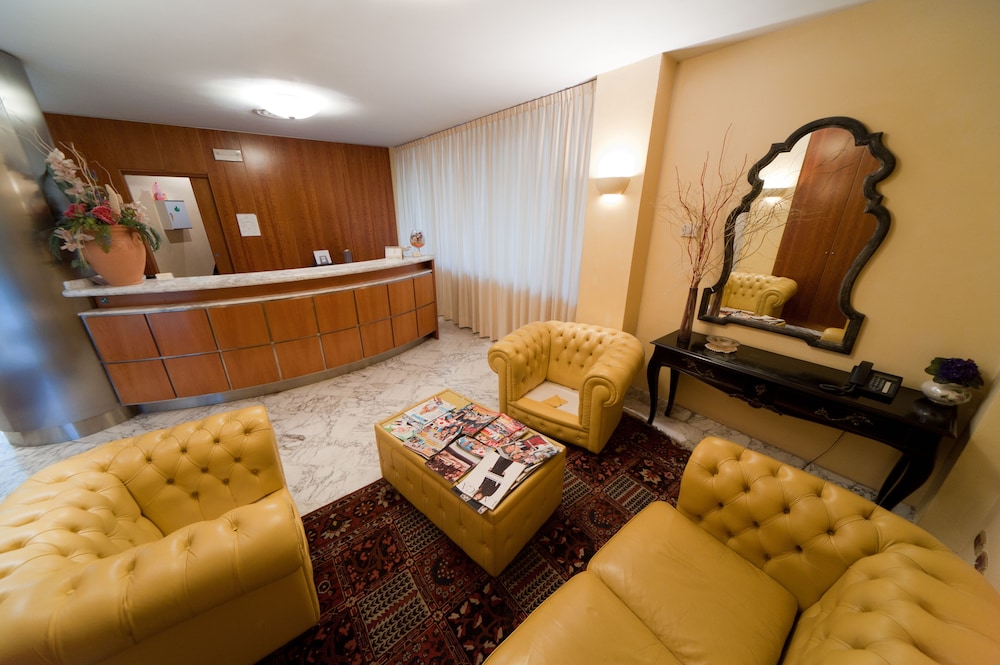 CITTA DEI PAPI HOTEL 19/27