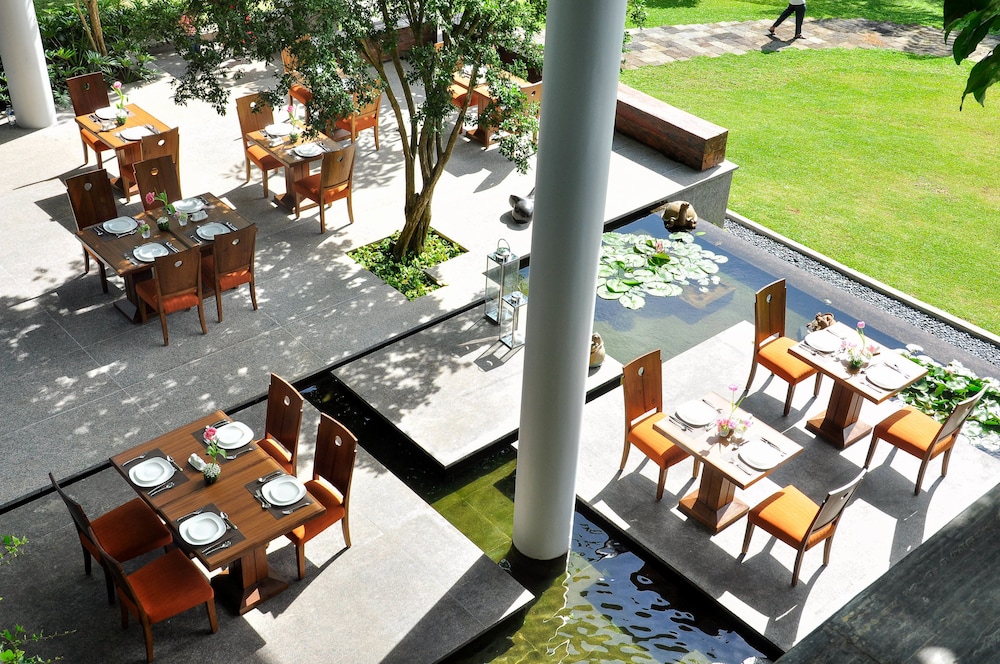 Amaryllis Boutique Resort 33/34
