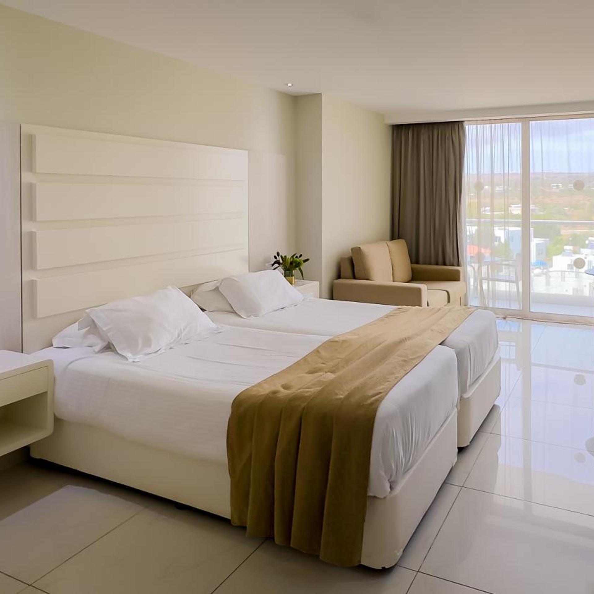 Premium, Single Bed, Inland View
